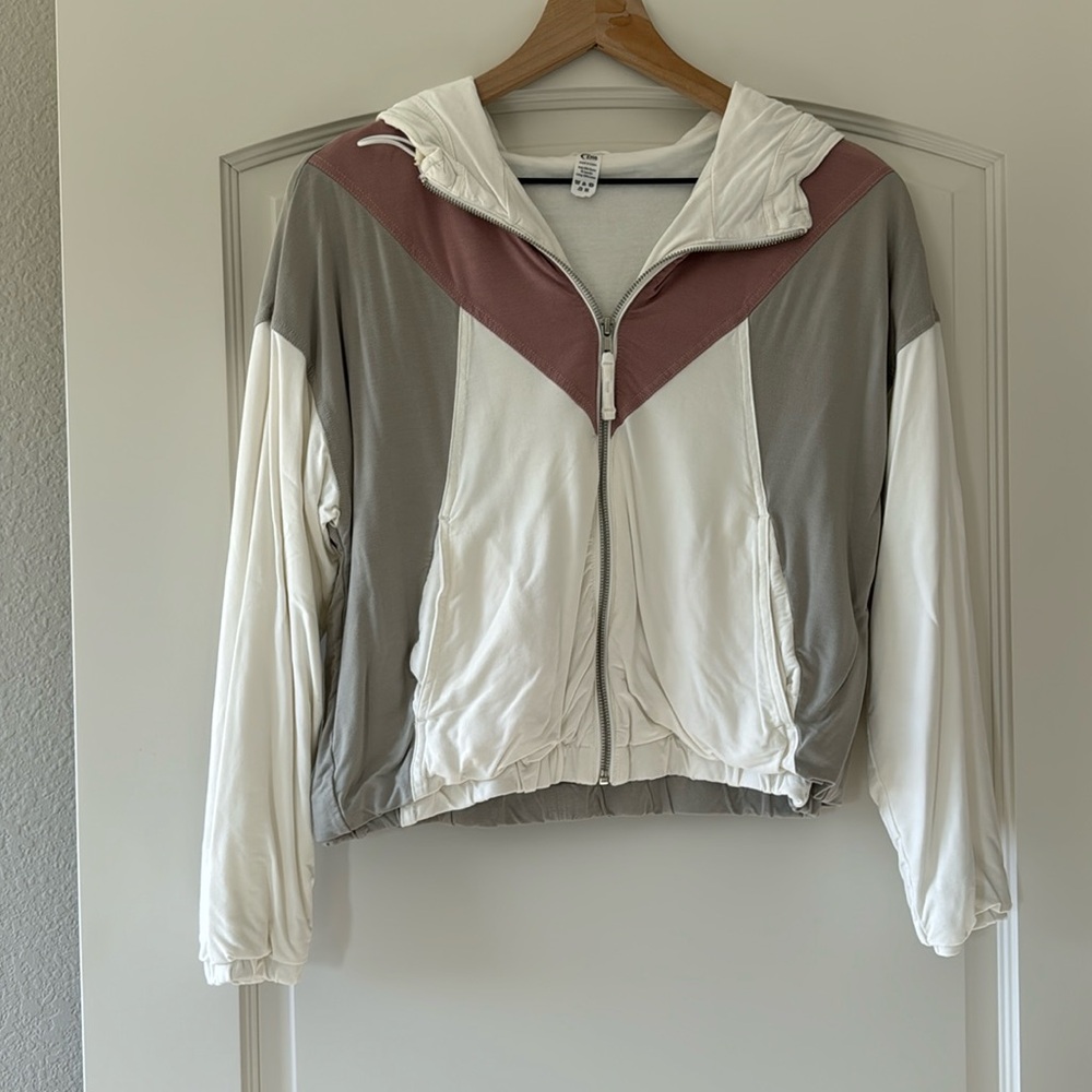 Zyia color block zipup